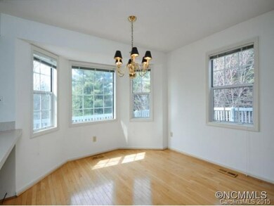 103 Thistle Knoll Ct, Asheville, NC 28803 - photo 5