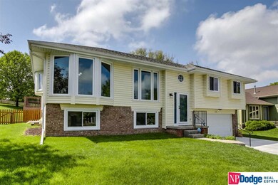 12665 Meredith Ave, Omaha, NE 68164 - photo 3