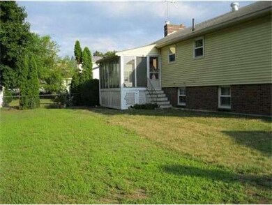 21 Dexter St, Peabody, MA 01960 - photo 5