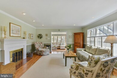 826 Elaine Ct, Alexandria, VA 22308 - photo 3