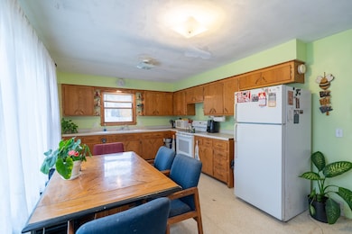 814 E North St, Whitewater, WI 53190 - photo 3