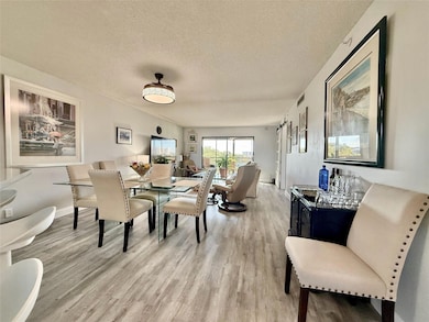 2112 S Cypress Bend Dr unit 508, Pompano Beach, FL 33069 - photo 3