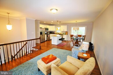 22087 Willis Dr, California, MD 20619 - photo 2