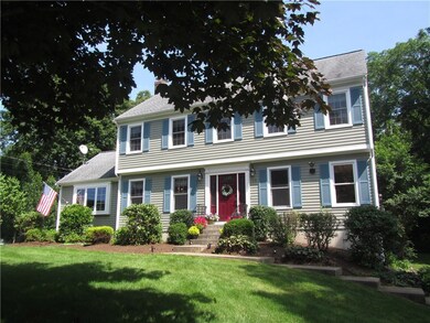 25 Southbury Rd, Cumberland, RI 02864 - photo 2