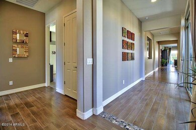 14 FoyerHallway
