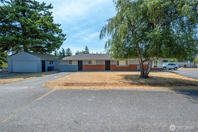 1380 SW Swantown Ave, Oak Harbor, WA 98277 - photo 2