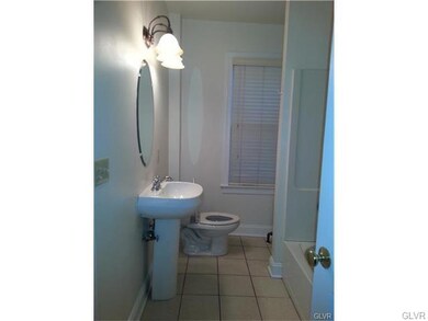 79 W Goepp St unit 2, Bethlehem, PA 18018 - photo 4