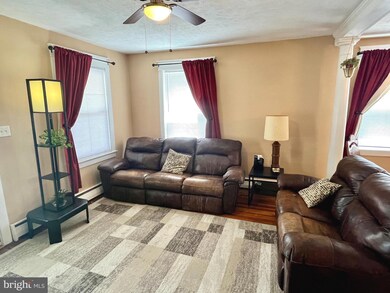 154 Burmont Rd, Drexel Hill, PA 19026 - photo 6