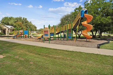 4105 Legend Ct, Granbury, TX 76049 - photo 4