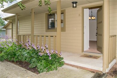 8 Apple Blossom Ln, Hendersonville, NC 28792 - photo 2