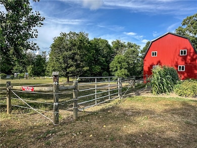 10752 Claybed Rd, Fillmore, NY 14735 - photo 6