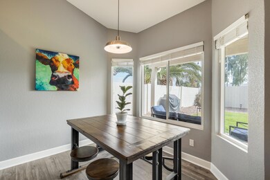 Breakfast Room