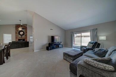 7834 W Bloomfield Rd-4