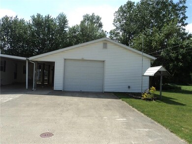 18 Eastlake Dr, Wapakoneta, OH 45895 - photo 3
