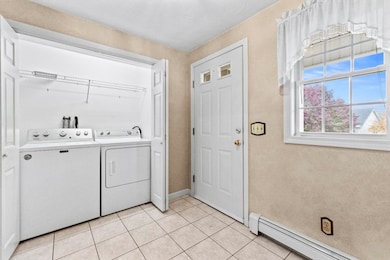 13 Deacon St, Northborough, MA 01532 - photo 4