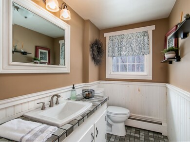 14 Biscayne Pkwy, Nashua, NH 03064 - photo 5