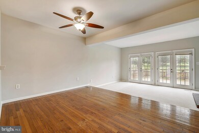 3902 Angelton Ct, Burtonsville, MD 20866 - photo 6