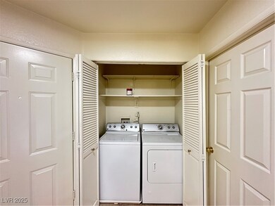 5062 S Rainbow Blvd unit 201, Las Vegas, NV 89118 - photo 6