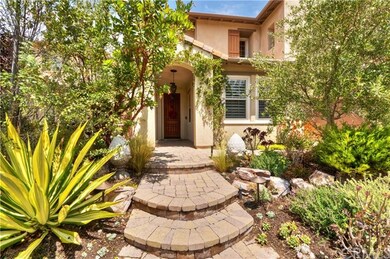 What a beautiful entrance to this modern and elega