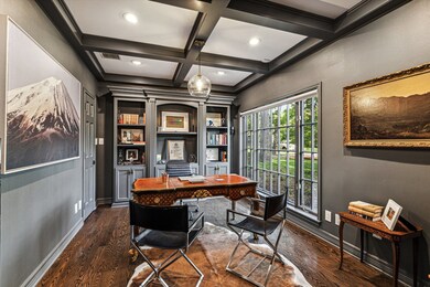 11930 Surrey Ln, Houston, TX 77024 - photo 5