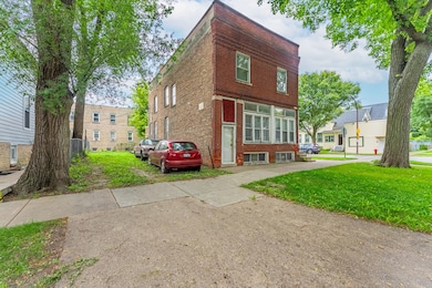 1801 Lyons St, Evanston, IL 60201 - photo 2