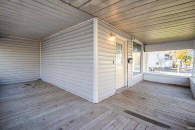1537 W Franklin St, Elkhart, IN 46516 - photo 4