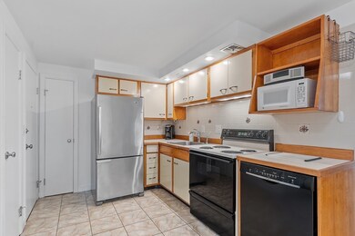 50 Tuttle St unit 5, Wakefield, MA 01880 - photo 6