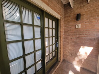 1801 Cortlandt St unit 5, Houston, TX 77008 - photo 3