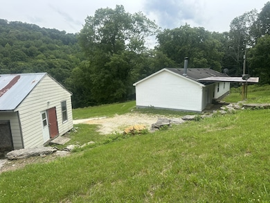 697 Club Springs Rd, Buffalo Valley, TN 38548 - photo 6