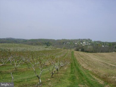 7836 Water St, Boyertown, PA 19512 - photo 2