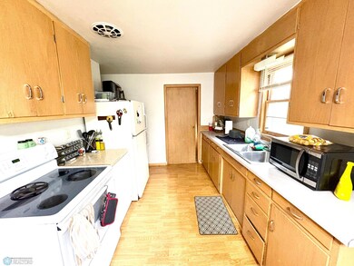 826 10th Ave S, Moorhead, MN 56560 - photo 5