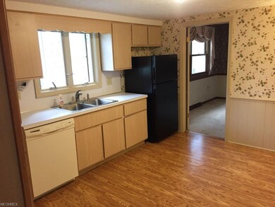 Fully applianced kitchen.