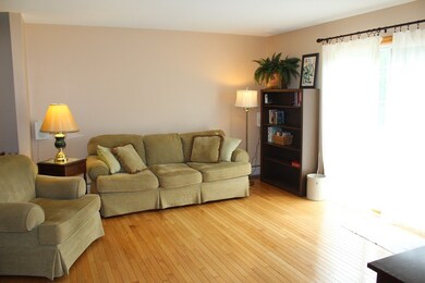 823 Little Rest Rd, Warren, MA 01083 - photo 4