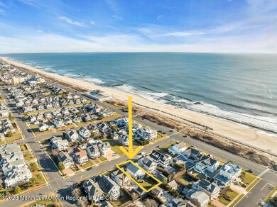 4 Houses From the Beach!