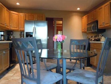 1112 N Sherman St, Lincoln, IL 62656 - photo 6