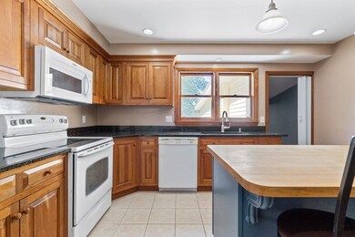 13 Thompson Ave, Hooksett, NH 03106 - photo 2