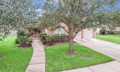22119 Winter Sky Ln, Richmond, TX 77469 - photo 2