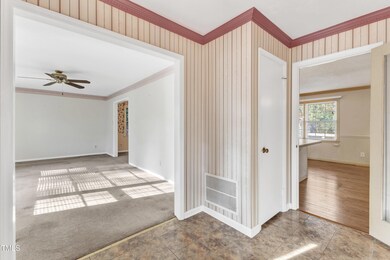 32-1402 Buckingham-27