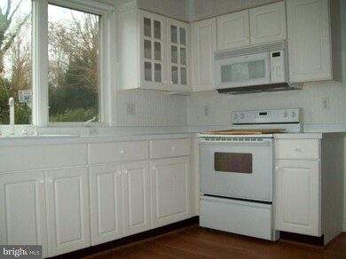 23639 Town Creek Dr, Lexington Park, MD 20653 - photo 4