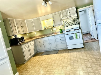 41 Old Ferry Rd, Northampton, MA 01060 - photo 7