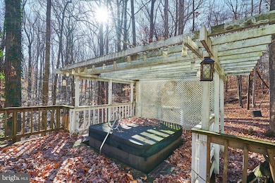 8415 Spicewood Ct, Annandale, VA 22003 - photo 6