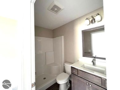 4877 Meadowlark Ln unit 40, Traverse City, MI 49685 - photo 6