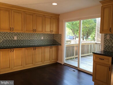 9306 Cross Timbers Ct, Laurel, MD 20723 - photo 6