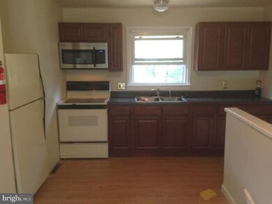 102 Spruce St unit B, Delran, NJ 08075 - photo 5