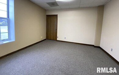 1225 E River Dr unit 310, Davenport, IA 52803 - photo 3
