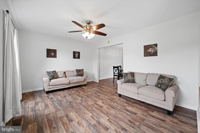 123 E Violette Dr, New Castle, DE 19720 - photo 7