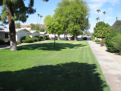 17222 N 105th Ave unit 40, Sun City, AZ 85373 - photo 2