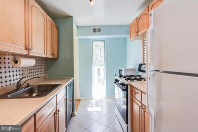 3240 Hewitt Ave unit 63B, Silver Spring, MD 20906 - photo 6