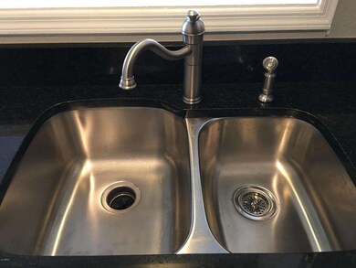 Under mount sink and granite
