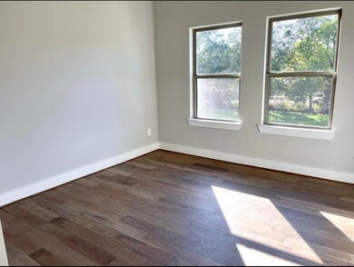 803 Thornton Rd unit H, Houston, TX 77018 - photo 7